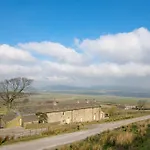 Moor Tops By Birch * Broughton (North Yorkshire)