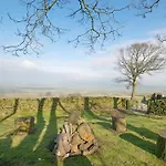 Moor Tops By Birch * Broughton (North Yorkshire)